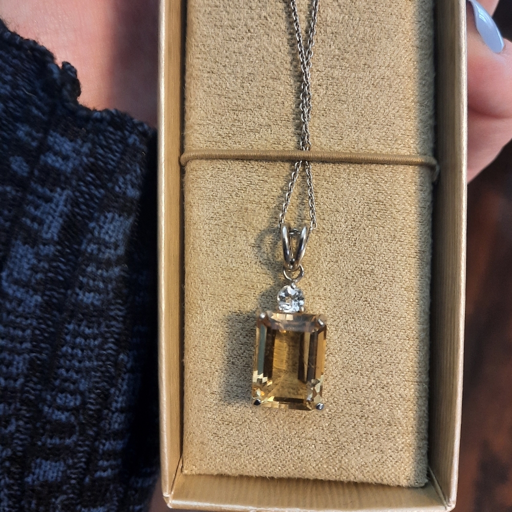 Beautiful yellow citrine rhodium plated sterling silver necklace